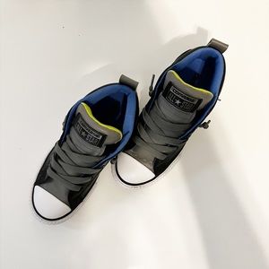 Converse - Chuck Taylor All Star Street Mid Shoes